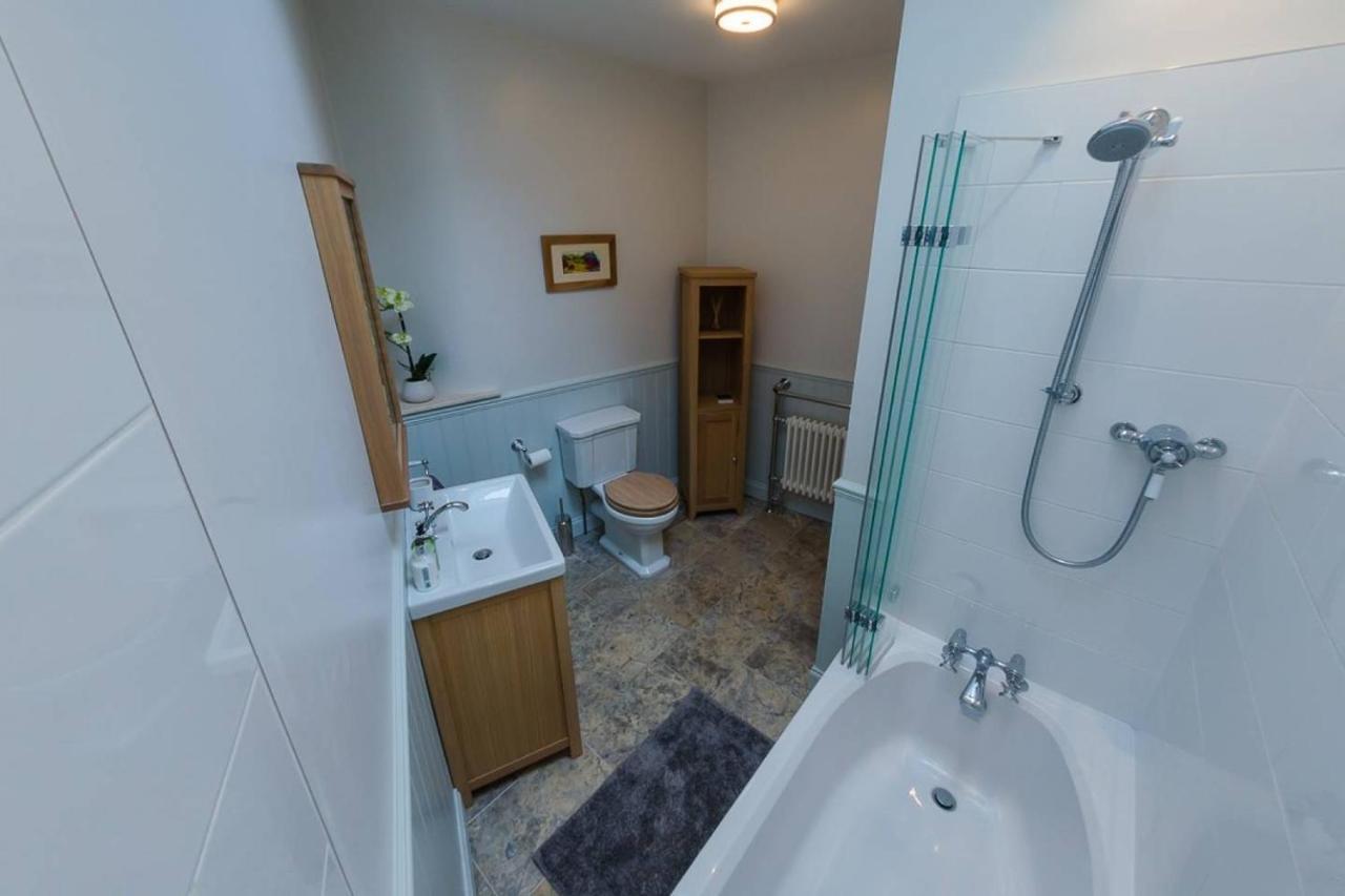 Joivy Stylish Apt In Trendy New Town Location Edinburgh Exterior foto